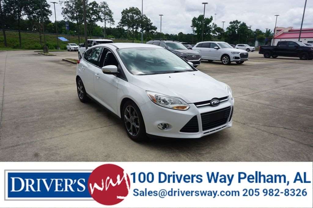 2014 Ford Focus 5 Door Hatch SE's photo