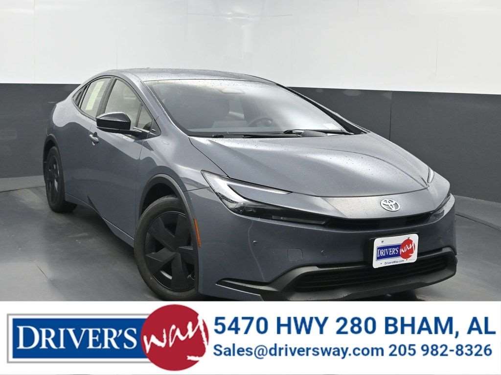 2023 Toyota Prius LE
