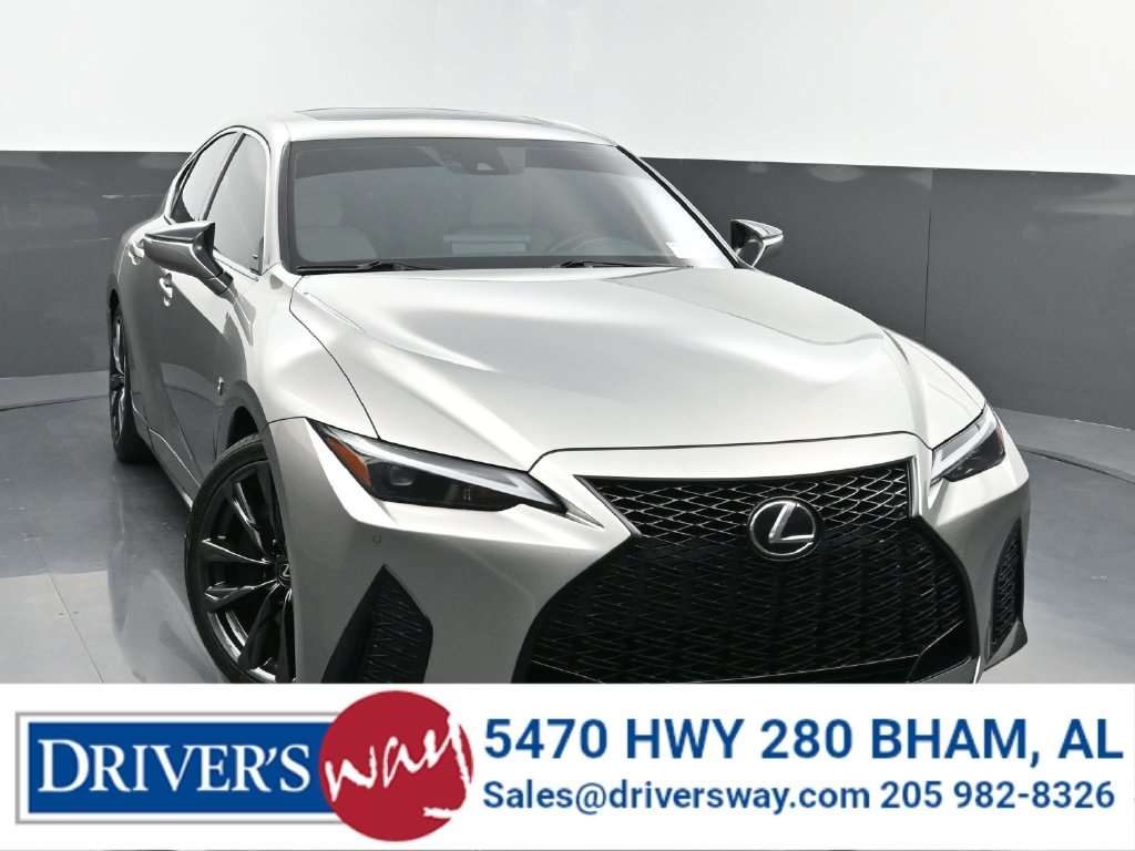 2021 Lexus IS