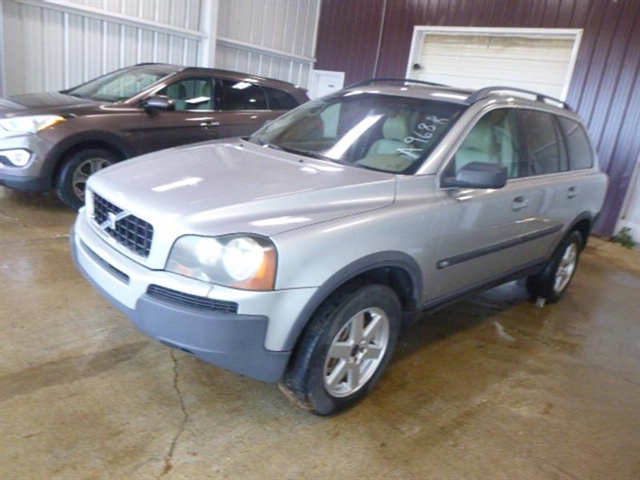 2004 Volvo XC90 Base - Photo 3