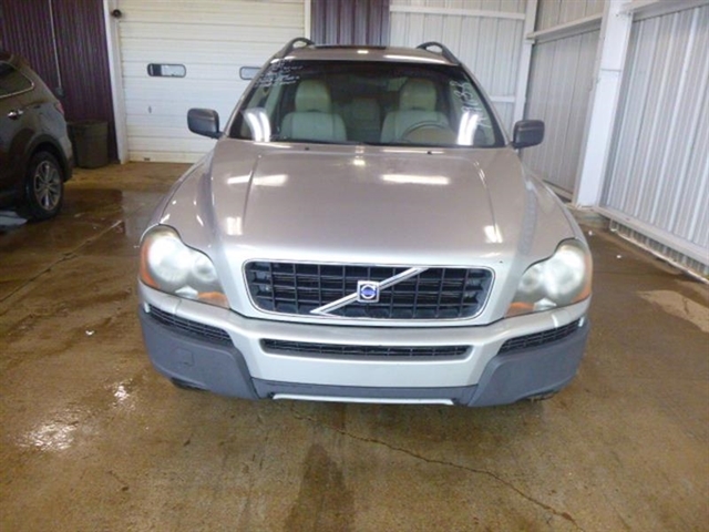 2004 Volvo XC90 Base - Photo 6
