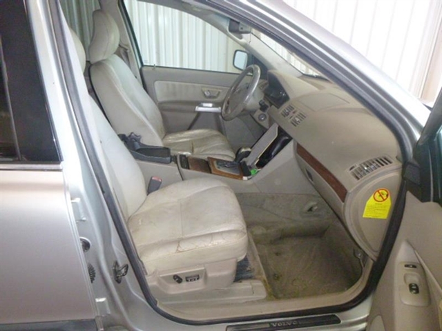 2004 Volvo XC90 Base - Photo 11
