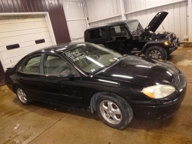 2005 Ford Taurus
