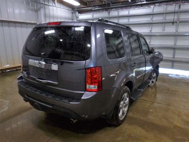 2014 Honda Pilot EX-L - Photo 2
