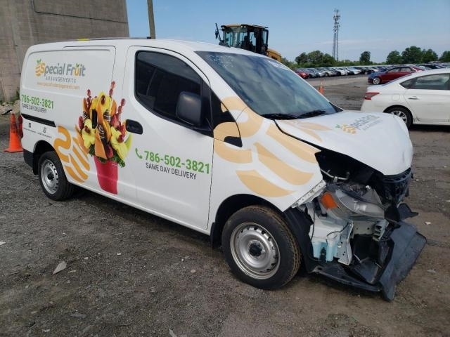 2021 Nissan NV200 S's photo