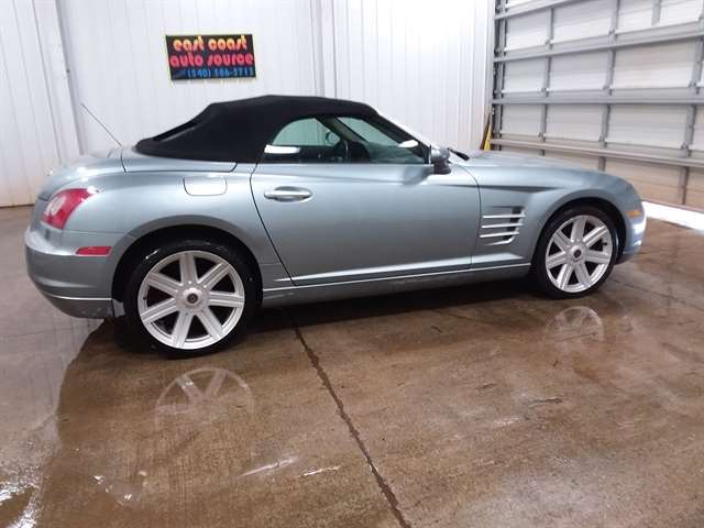 2005 Chrysler Crossfire Limited's photo