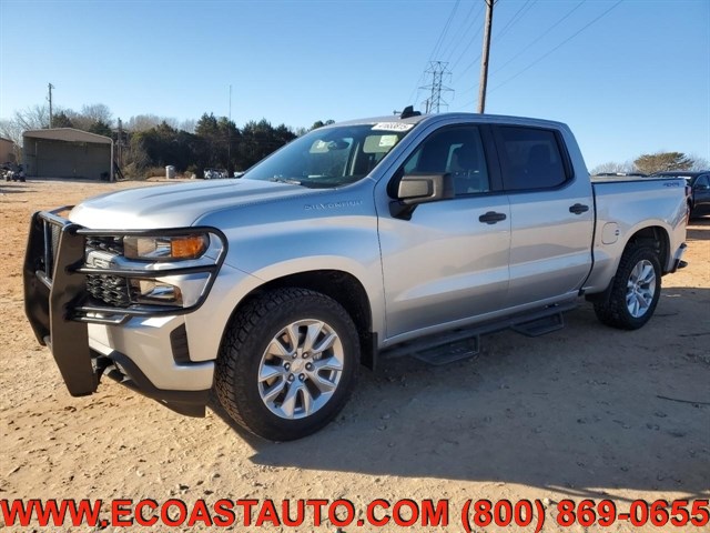 2021 Chevrolet Silverado 1500 Custom photo 3