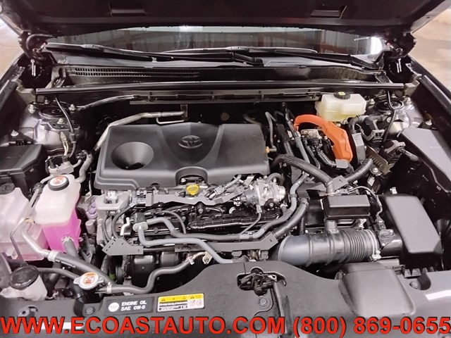 2023 Toyota Crown XLE photo 9