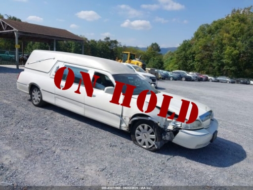 2006 Lincoln Town Car