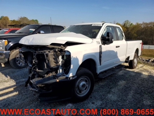 2024 Ford F-250 XL 4x4 SuperCab 8' Box's photo