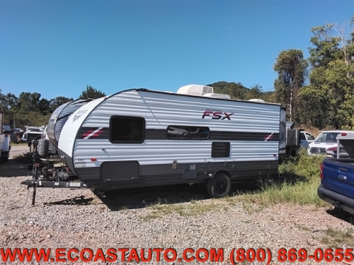 2019 ROCKWOOD PREMIER CAMPER