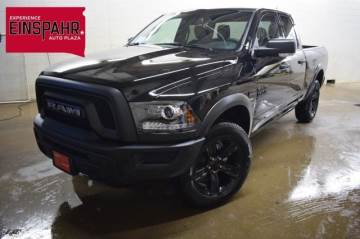 Rocker Panel Kit | RAM 1500 CLASSIC WARLOCK 2024 Rocker Panel Kit | RAM 1500 CLASSIC WARLOCK 2024