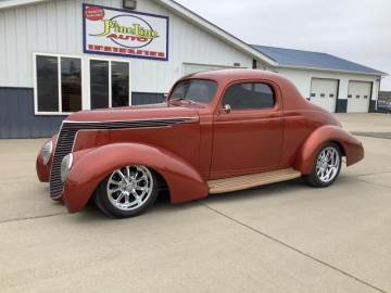 1937 STUDEBAKER DICTATOR