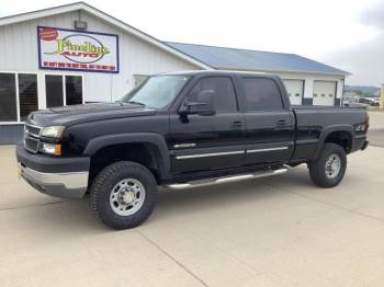 2005 Chevrolet Silverado HD LS 4WD Crew Cab SWB's photo