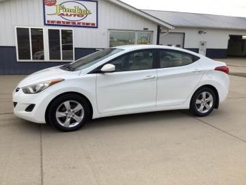2011 HYUNDAI ELANTRA