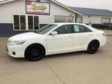 2011 TOYOTA CAMRY