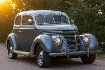 1938 FORD TUDOR