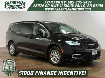 2024 CHRYSLER PACIFICA