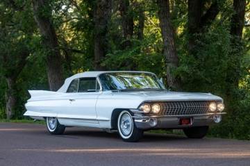 1961 CADILLAC SERIES 62