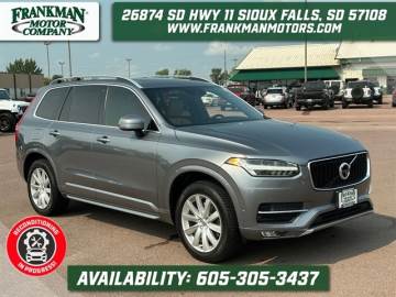 2017 VOLVO XC90