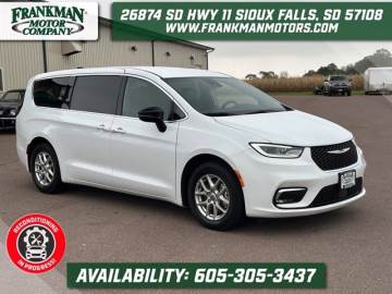 2025 CHRYSLER PACIFICA