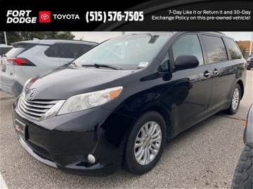 2015 TOYOTA SIENNA