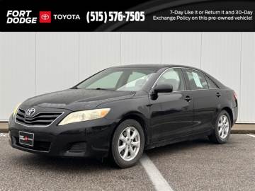 2011 TOYOTA CAMRY