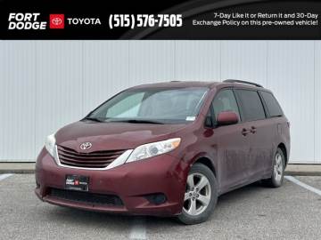 2015 TOYOTA SIENNA