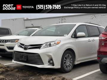 2018 TOYOTA SIENNA