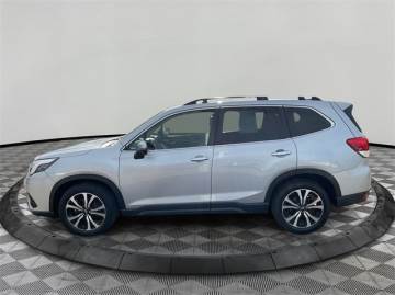 2022 SUBARU FORESTER