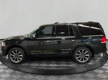 2017 LINCOLN NAVIGATOR