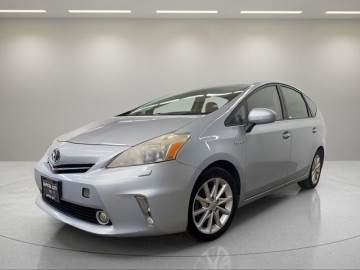 2013 TOYOTA PRIUS V