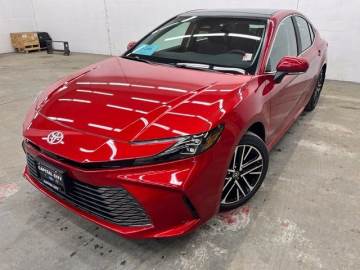 2026 TOYOTA CAMRY