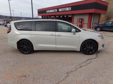2020 CHRYSLER PACIFICA