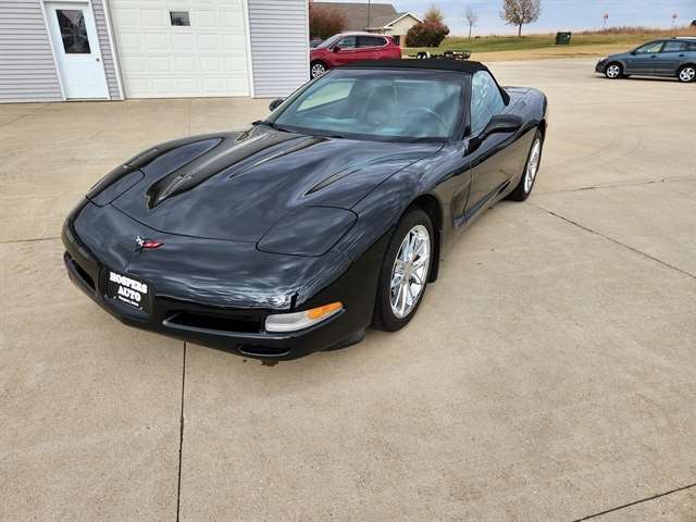2001 Chevrolet Corvette Base