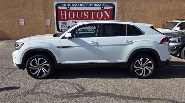 2022 Volkswagen Atlas Cross Sport SEL