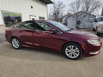 2015 CHRYSLER 200