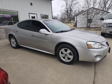 2007 PONTIAC GRAND PRIX