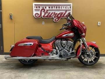2019 INDIAN MOTORCYCLE CHIEFTAIN® LIMITED RUBY METALLIC