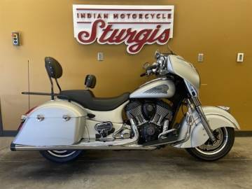 2018 INDIAN MOTORCYCLE CHIEFTAIN® CLASSIC ABS STAR SILVER SMOKE