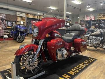 2023 INDIAN MOTORCYCLE ROADMASTER® LIMITED STRYKER RED METALLIC