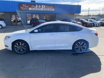 2016 Chrysler 200