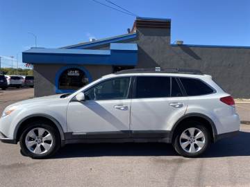 2012 SUBARU OUTBACK