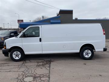 2018 GMC SAVANA CARGO VAN