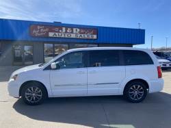 2016 CHRYSLER TOWN & COUNTRY