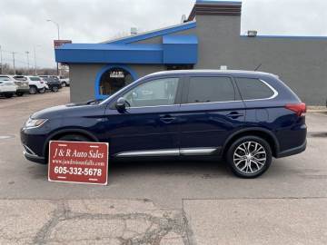 2016 MITSUBISHI OUTLANDER