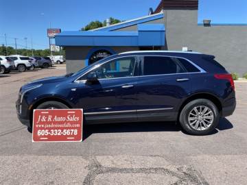 2017 CADILLAC XT5