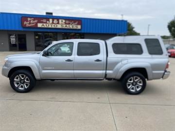 2015 TOYOTA TACOMA