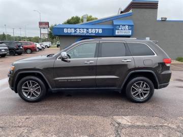 2017 JEEP GRAND CHEROKEE