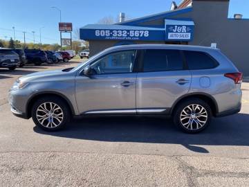 2016 MITSUBISHI OUTLANDER